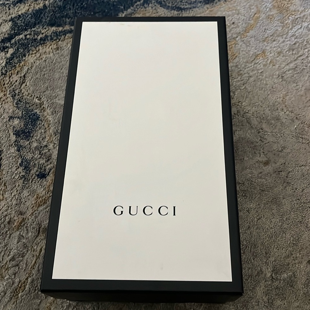 GUCCI TENNIS SHOES